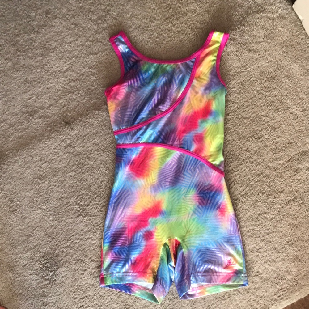 Capezio girls leotard/dance outfit. Size M